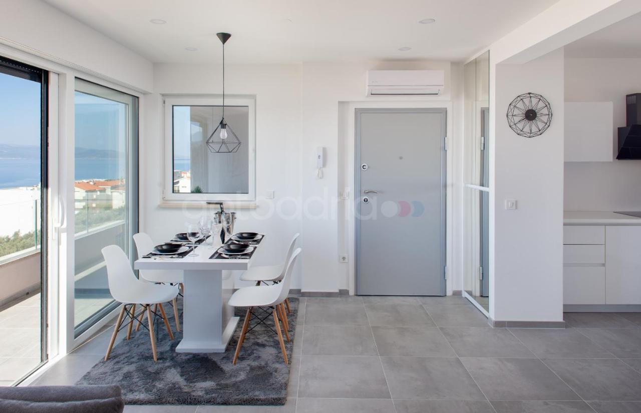 מאקרסקה Luxury Apartment Sofia -Free Beach Parking מראה חיצוני תמונה